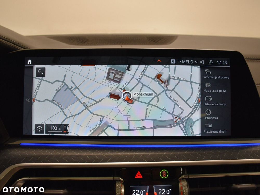 BMW X7 M50i sport - 26