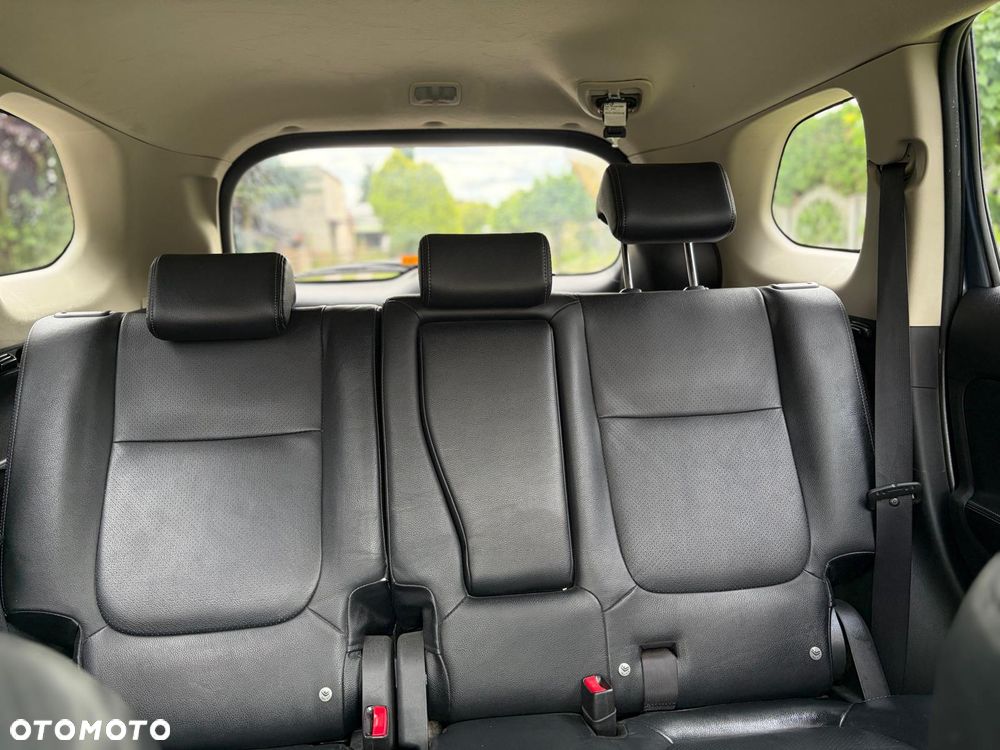 Mitsubishi Outlander - 26