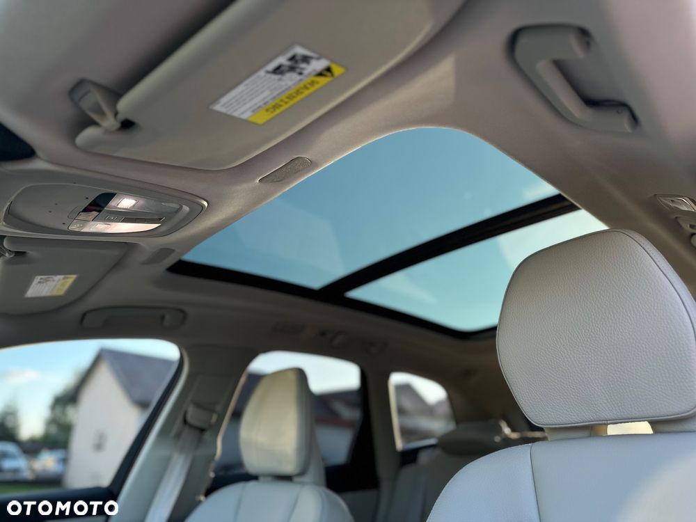 Volvo XC 60 B5 B AWD Plus Bright - 22
