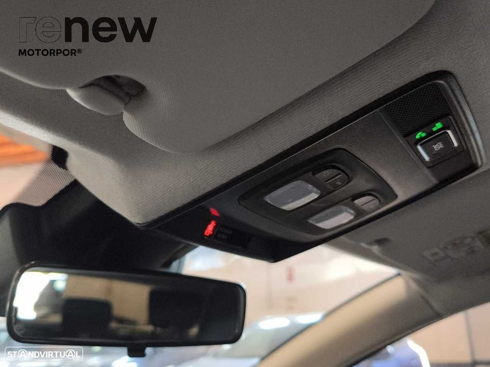 Renault Clio 1.0 TCe Evolution - 23