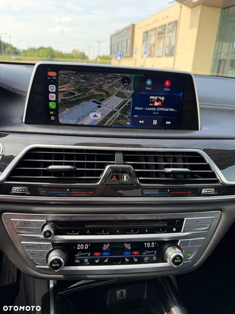 BMW Seria 7 750Li xDrive - 12
