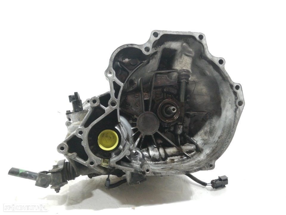 CAIXA VELOCIDADES NISSAN ALMERA I 1997 -CD20 - 1