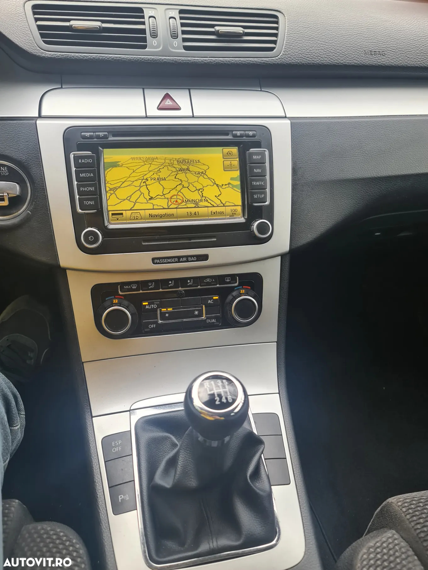 Volkswagen Passat Variant 1.8 TSI Comfortline - 4
