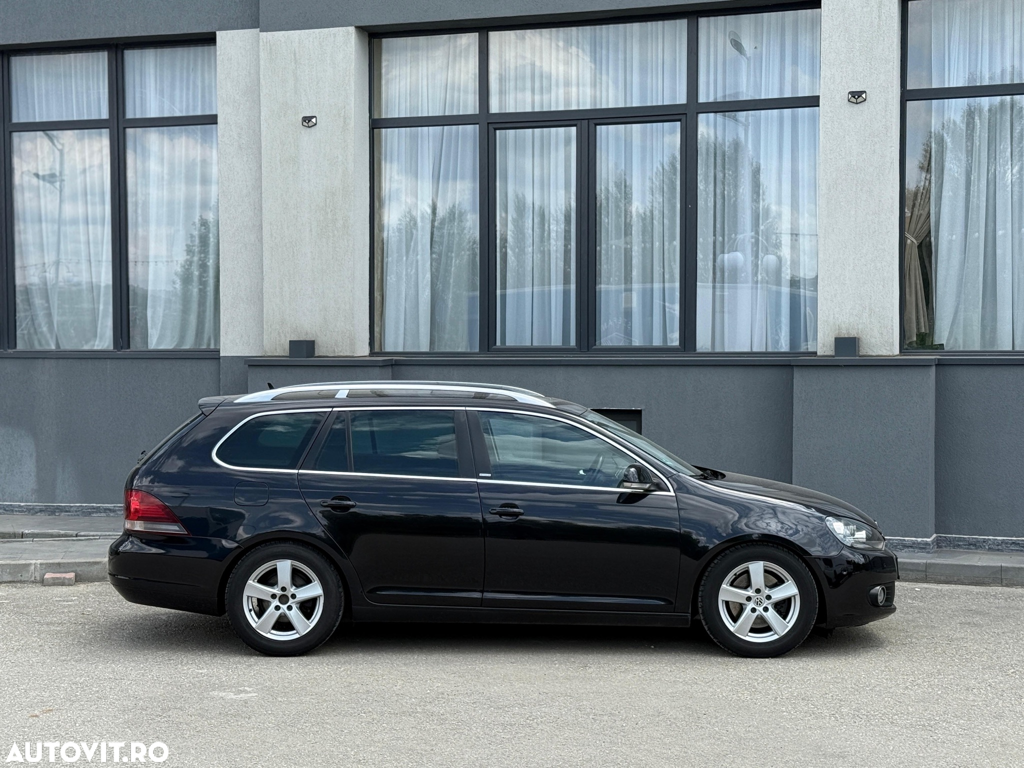 Volkswagen Golf 2.0 TDI DPF Style - 13