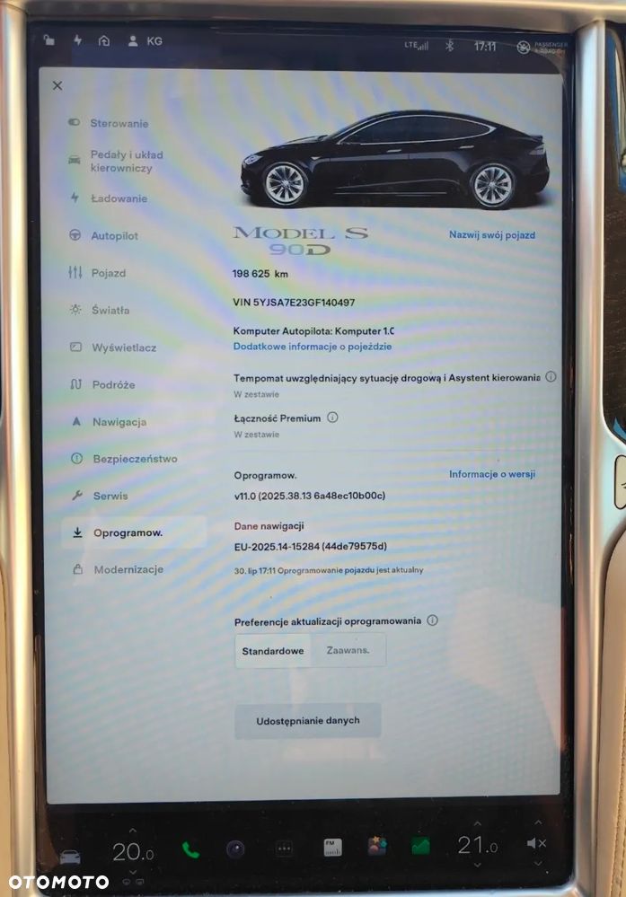 Tesla Model S - 17