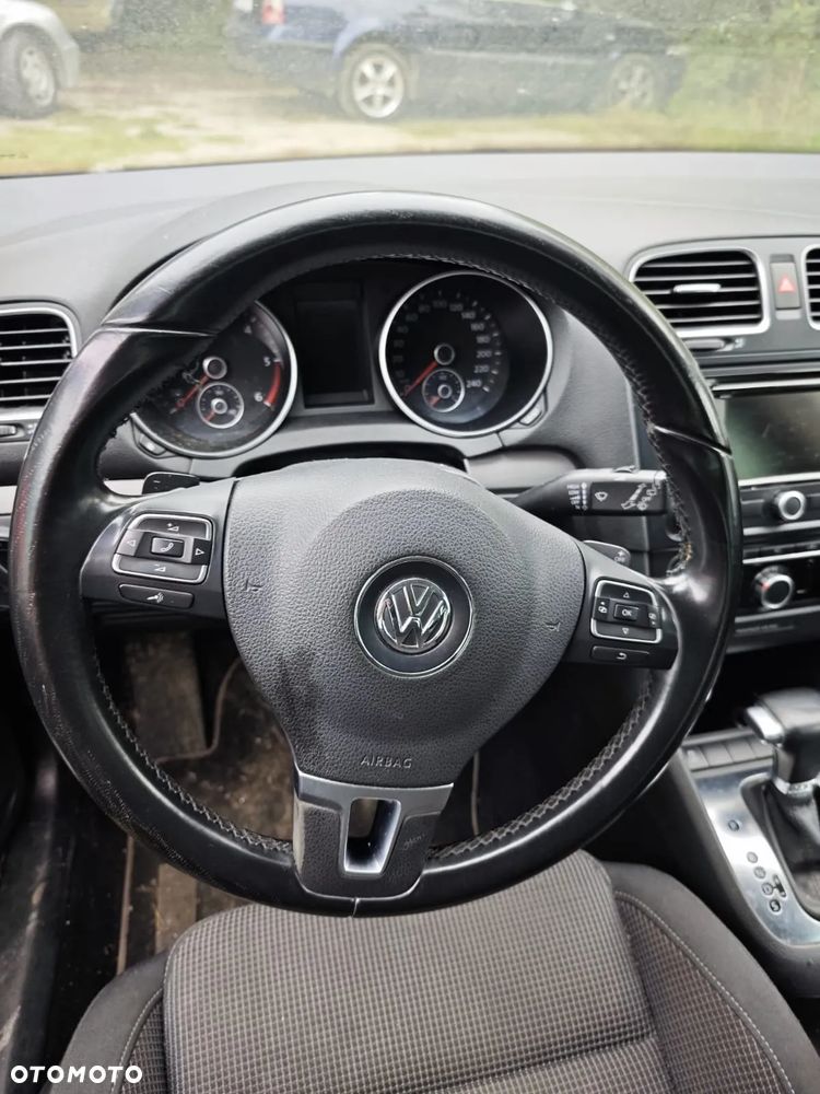 Volkswagen Golf VI 1.6 TDI BlueMot Comfortline DSG - 5