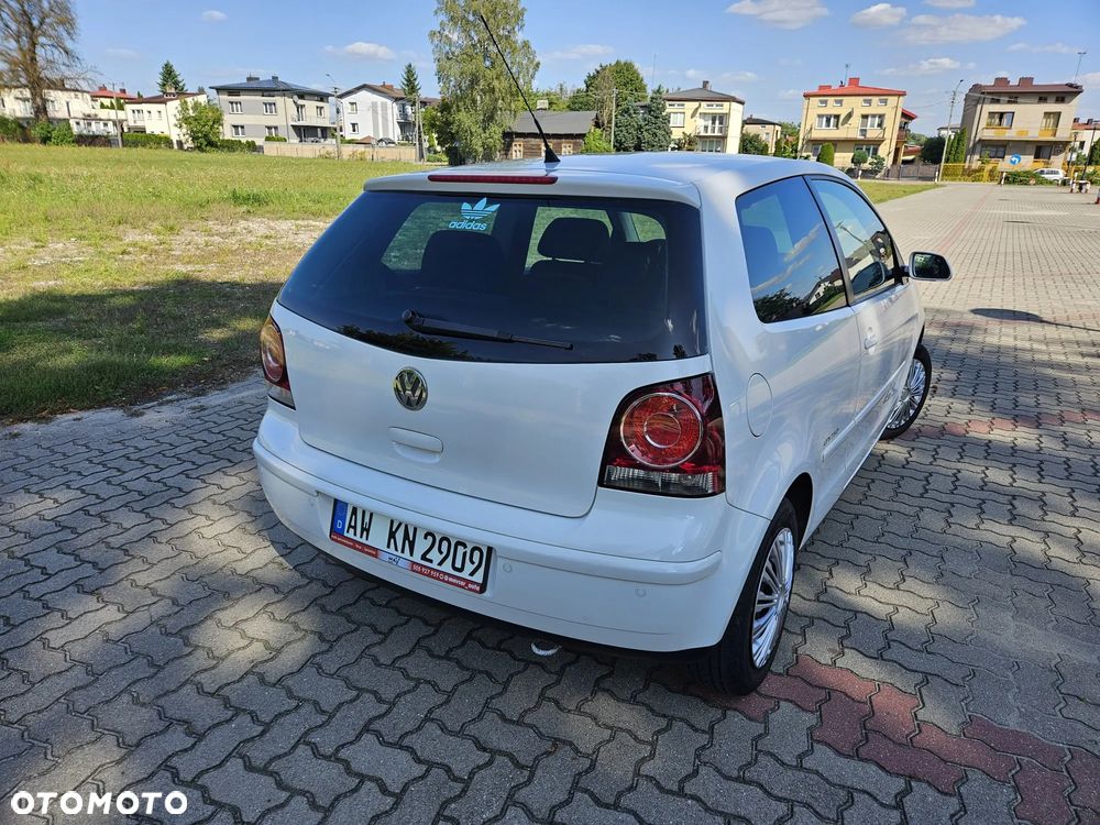Volkswagen Polo 1.6 Sportline - 4