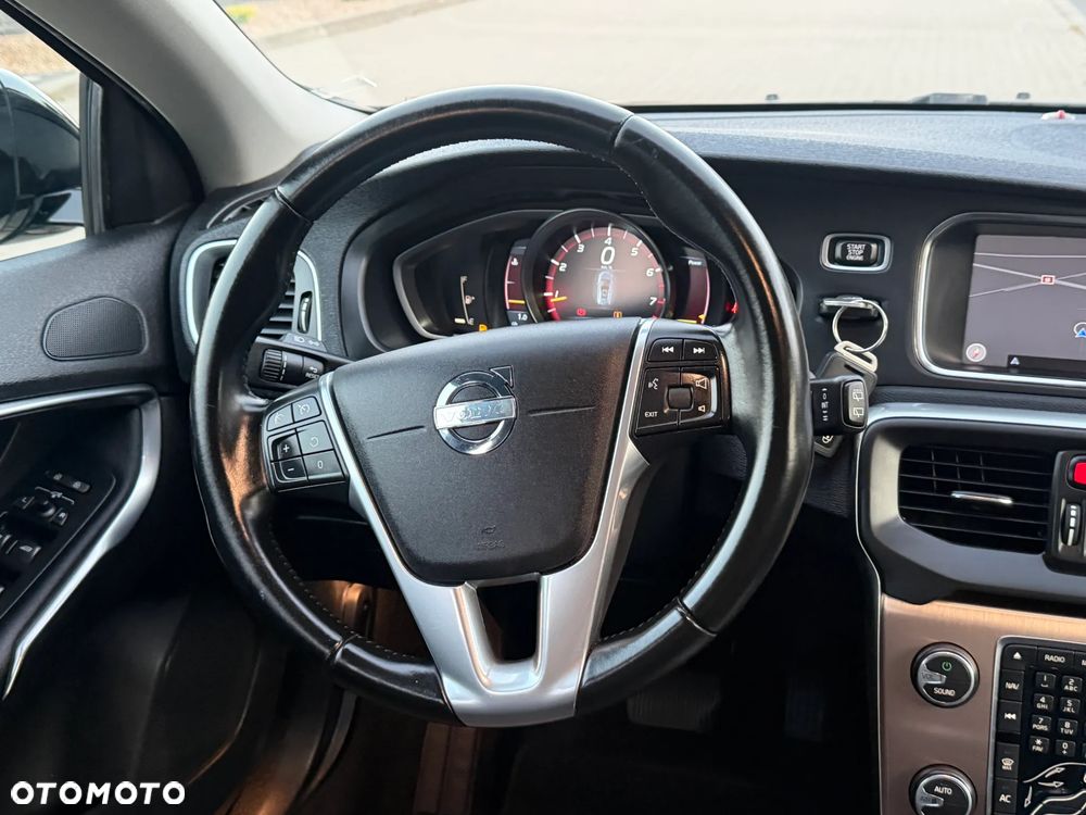 Volvo V40 T4 Powershift Momentum - 15