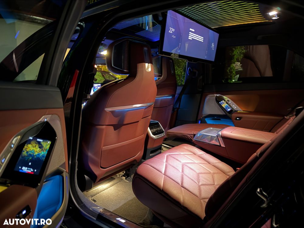 BMW Seria 7 - 32
