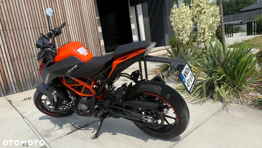 KTM Duke 390 - 4