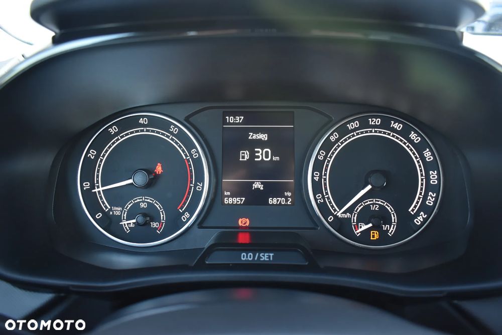 Skoda Fabia 1.0 Ambition - 24