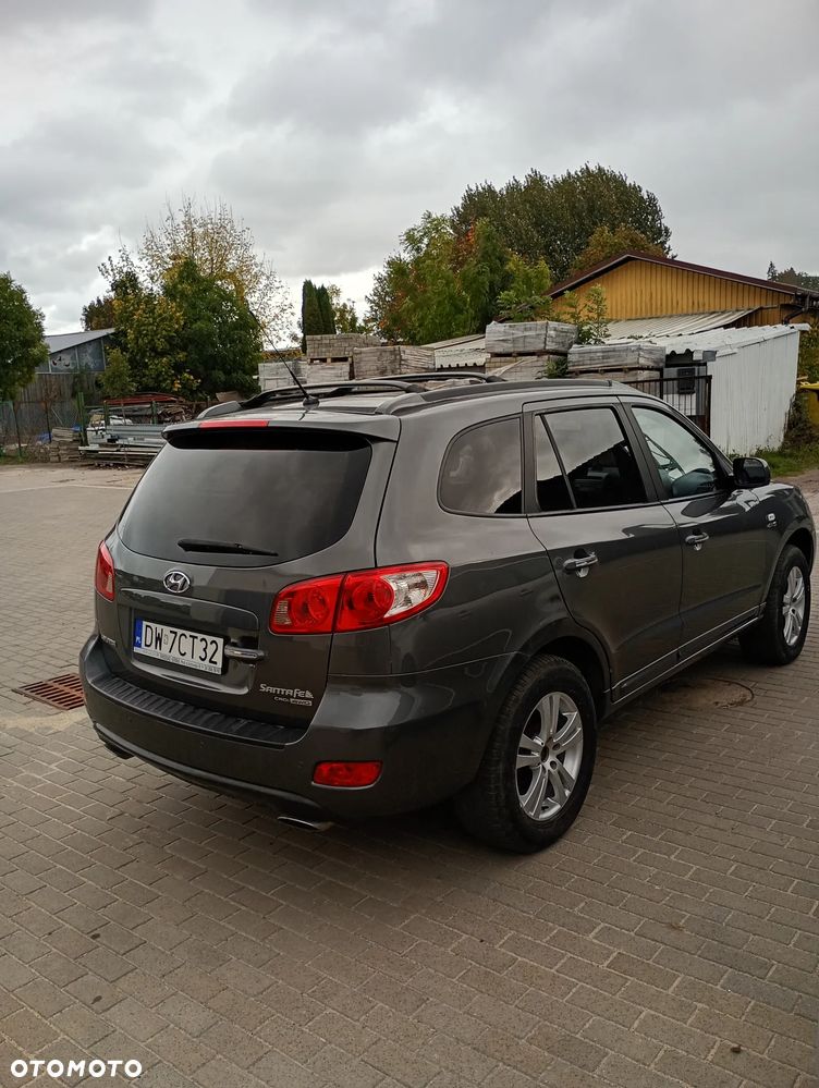 Hyundai Santa Fe - 4