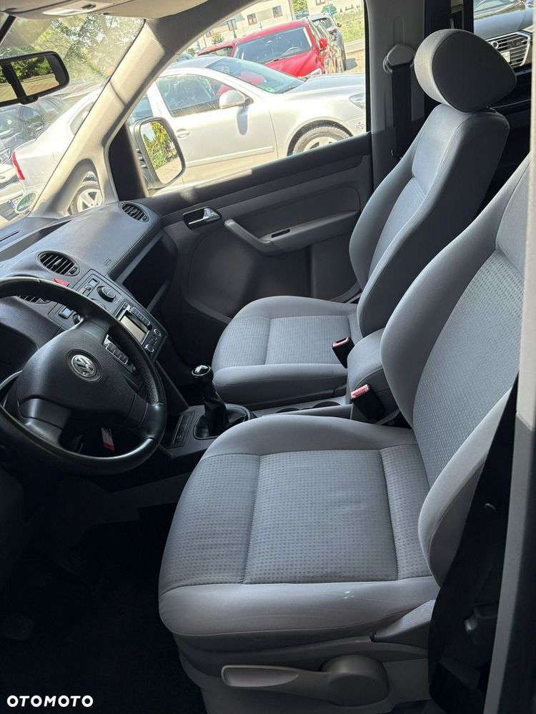 Volkswagen Caddy - 11
