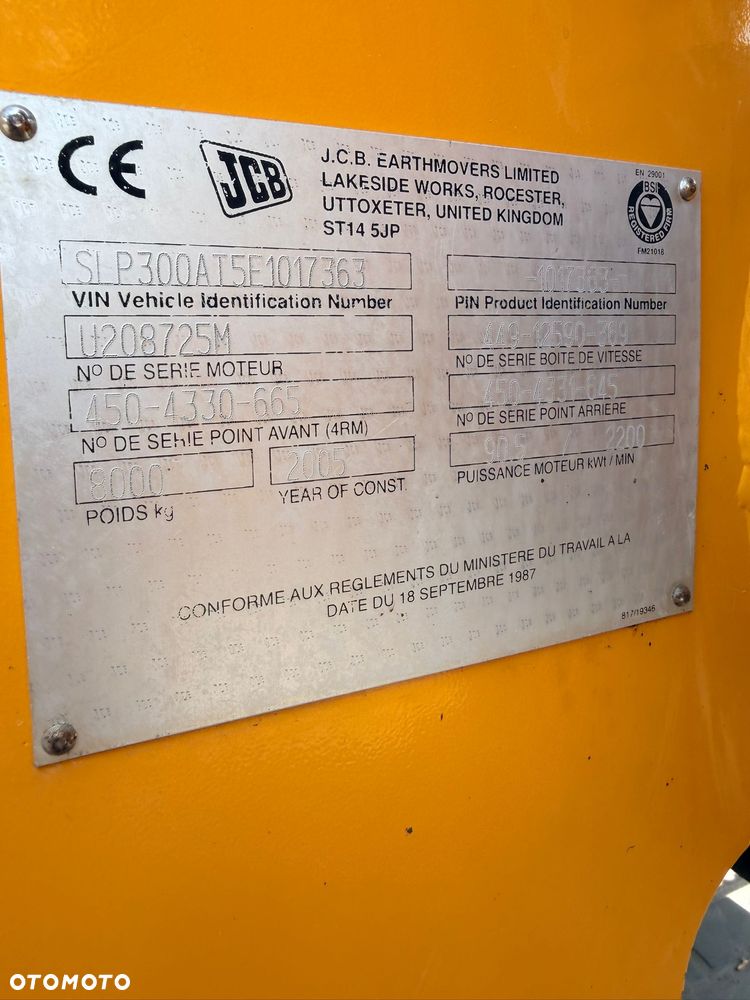 JCB TM 300 - 18