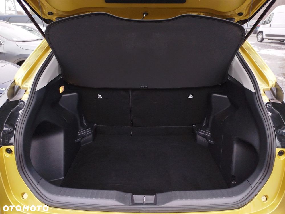 Toyota Yaris Cross - 16