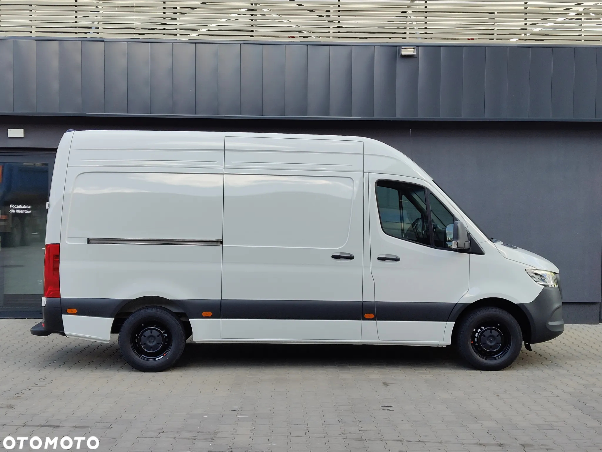 Mercedes-Benz Sprinter - 8