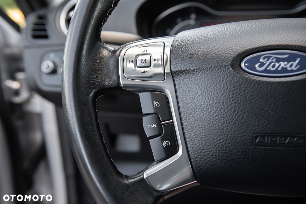 Ford S-Max - 20