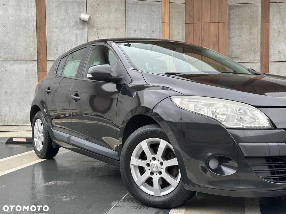 Renault Megane 1.6 16V Expression - 11