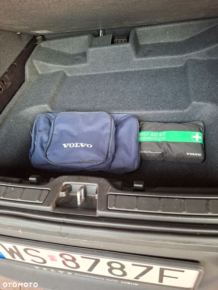 Volvo XC 40 T3 - 14