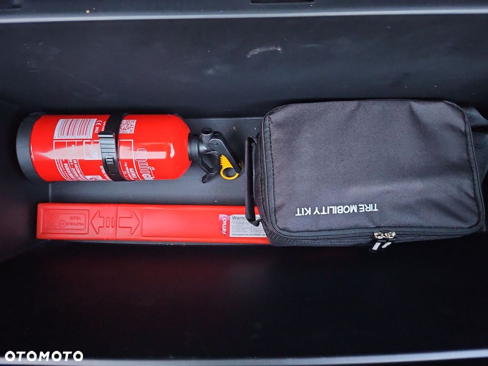 Kia Ceed 1.6 GDI PHEV Business Line DCT - 19