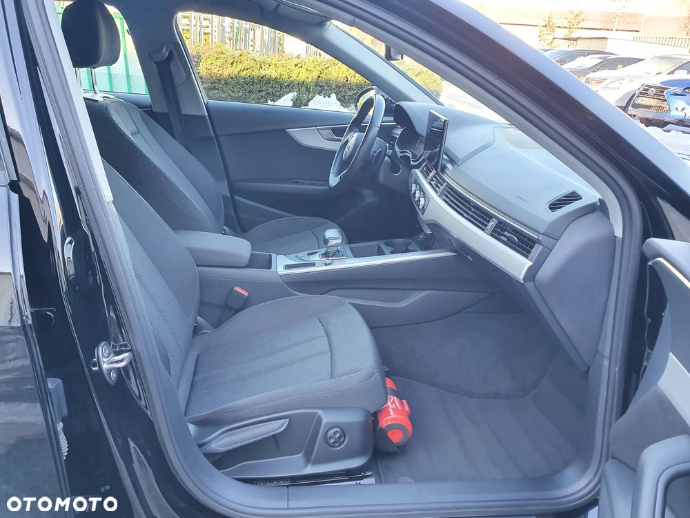 Audi A4 Avant 2.0 TDI S tronic - 24