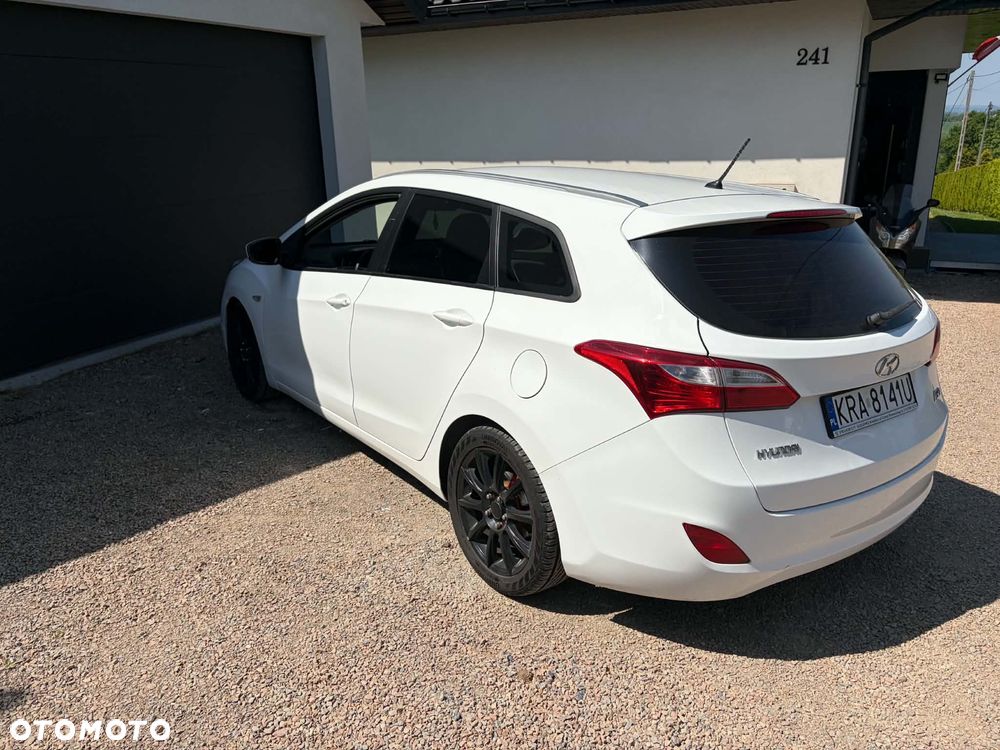 Hyundai i30 1.6 CRDi BlueDrive Comfort - 4
