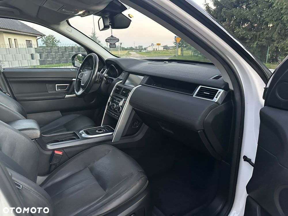 Land Rover Discovery Sport TD4 HSE - 23