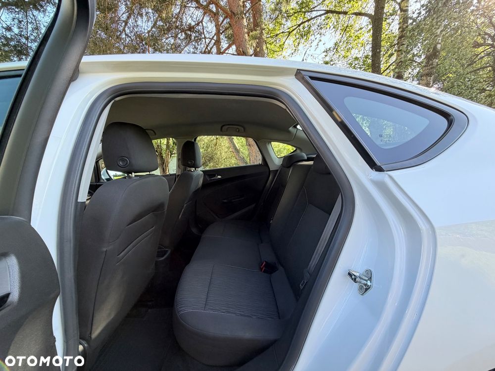 Opel Astra 1.6 Active EU6 - 22