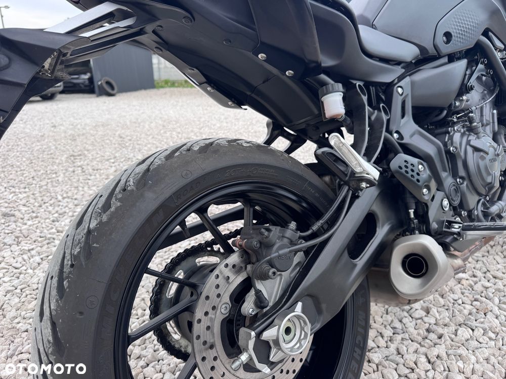 Yamaha MT - 4