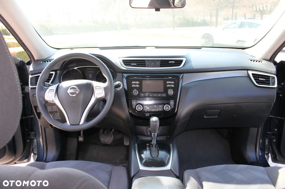 Nissan Rogue - 10