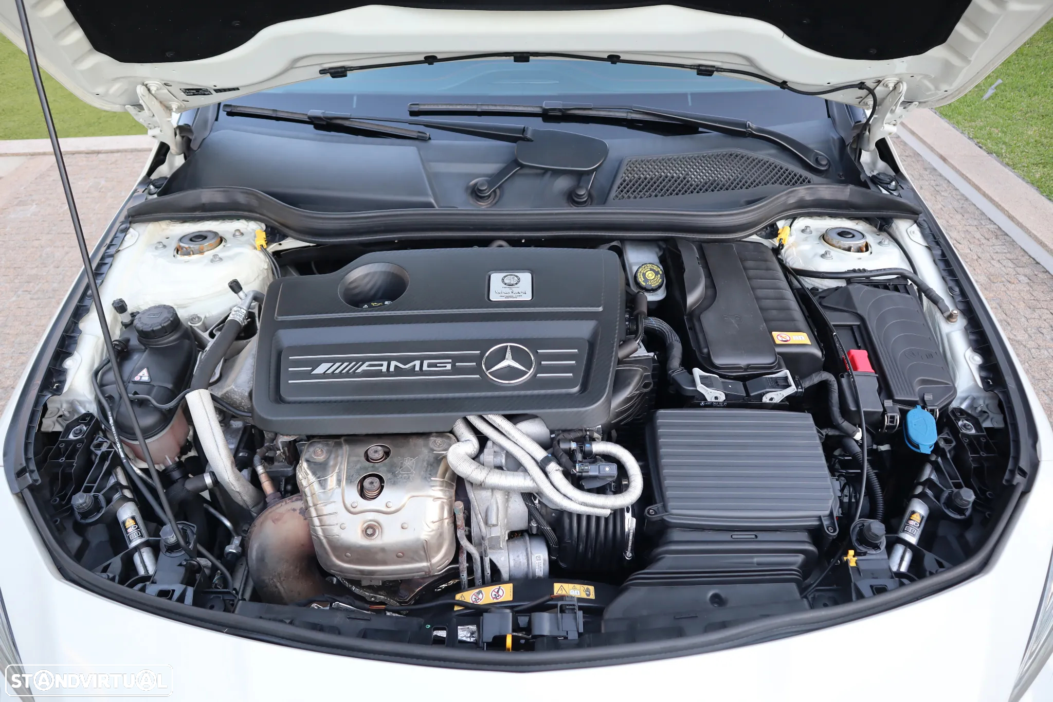 Mercedes-Benz CLA 45 AMG Shooting Brake 4Matic 7G-DCT - 9