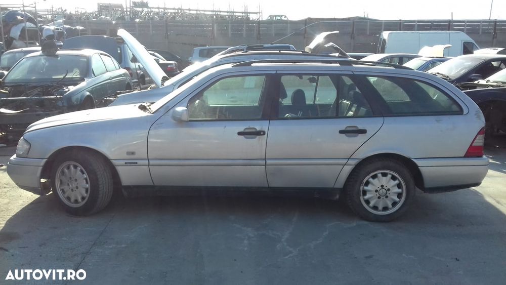 Dezmembrari  Mercedes-Benz C-CLASS (W202)  1993  > 2001 C 250 T Turbo - 1