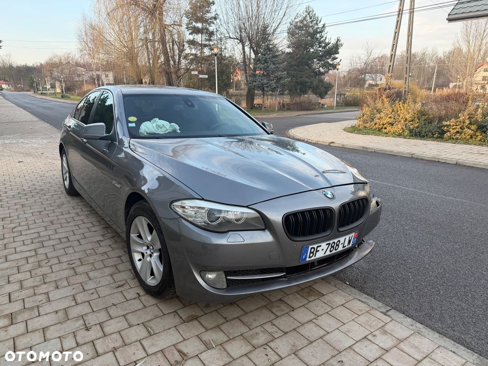 BMW Seria 5 525d - 1