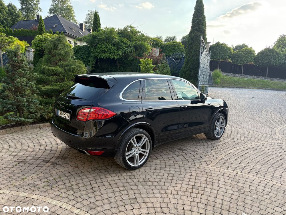 Porsche Cayenne Standard - 9