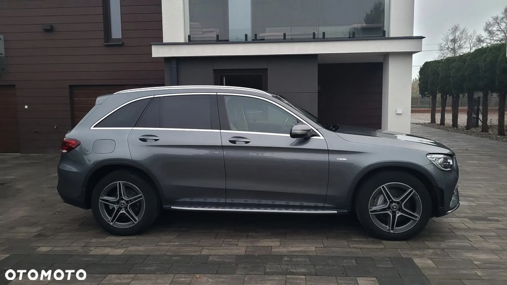 Mercedes-Benz GLC - 6