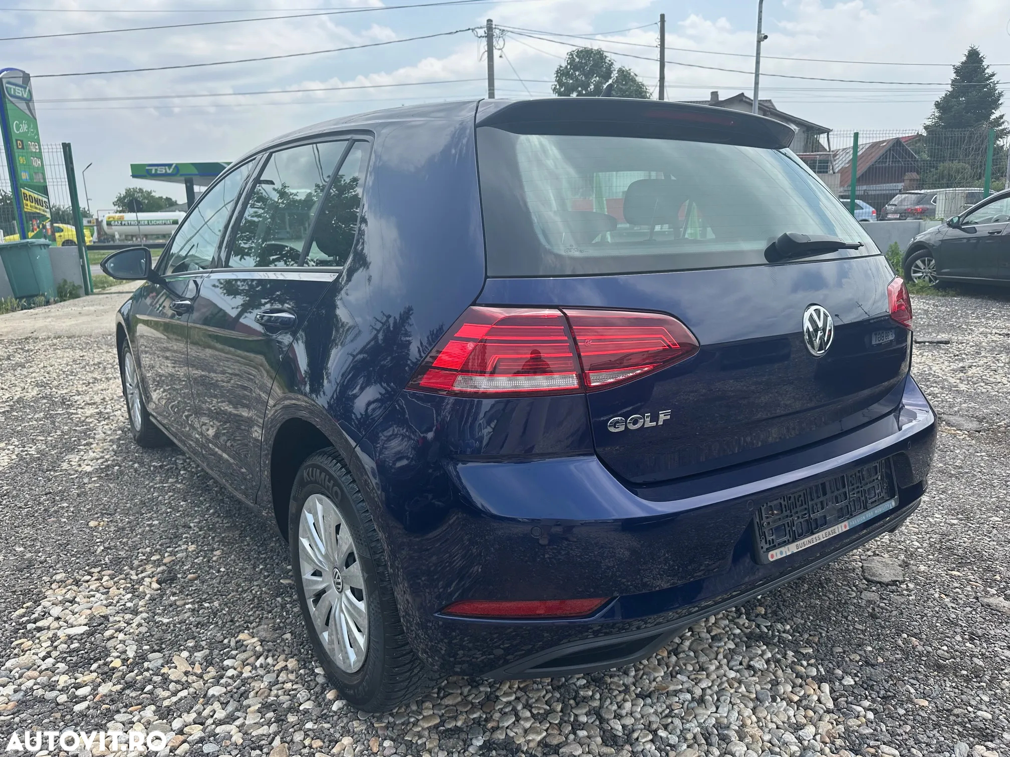 Volkswagen Golf 1.6 TDI Trendline - 4