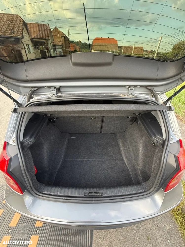 BMW Seria 1 116d - 24