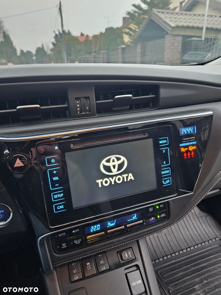 Toyota Auris 1.8 HSD Prestige - 14