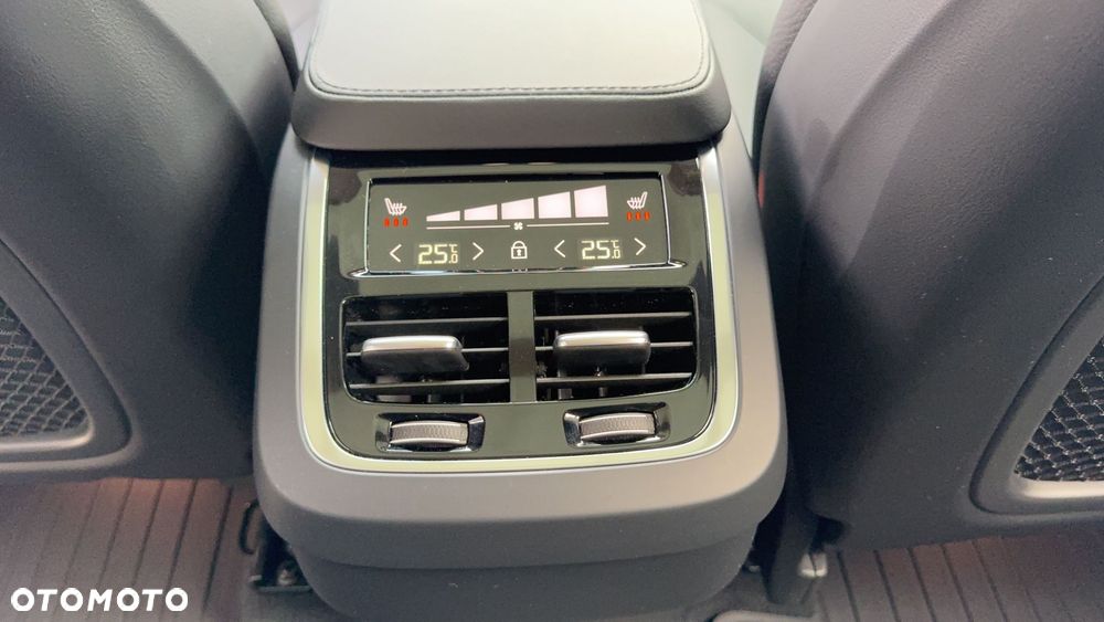 Volvo XC 90 B6 B AWD Ultimate Bright 7os - 17