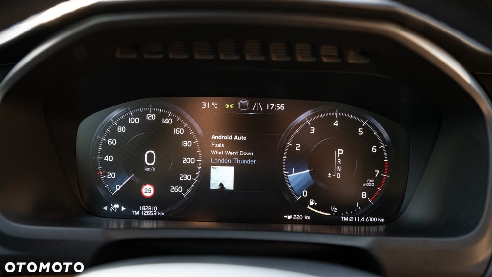 Volvo XC 90 T6 AWD Momentum 7os - 17