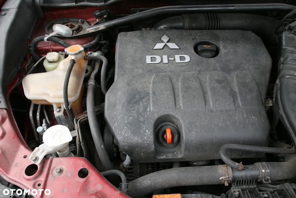 Mitsubishi Outlander 2.0 DID Instyle - 10