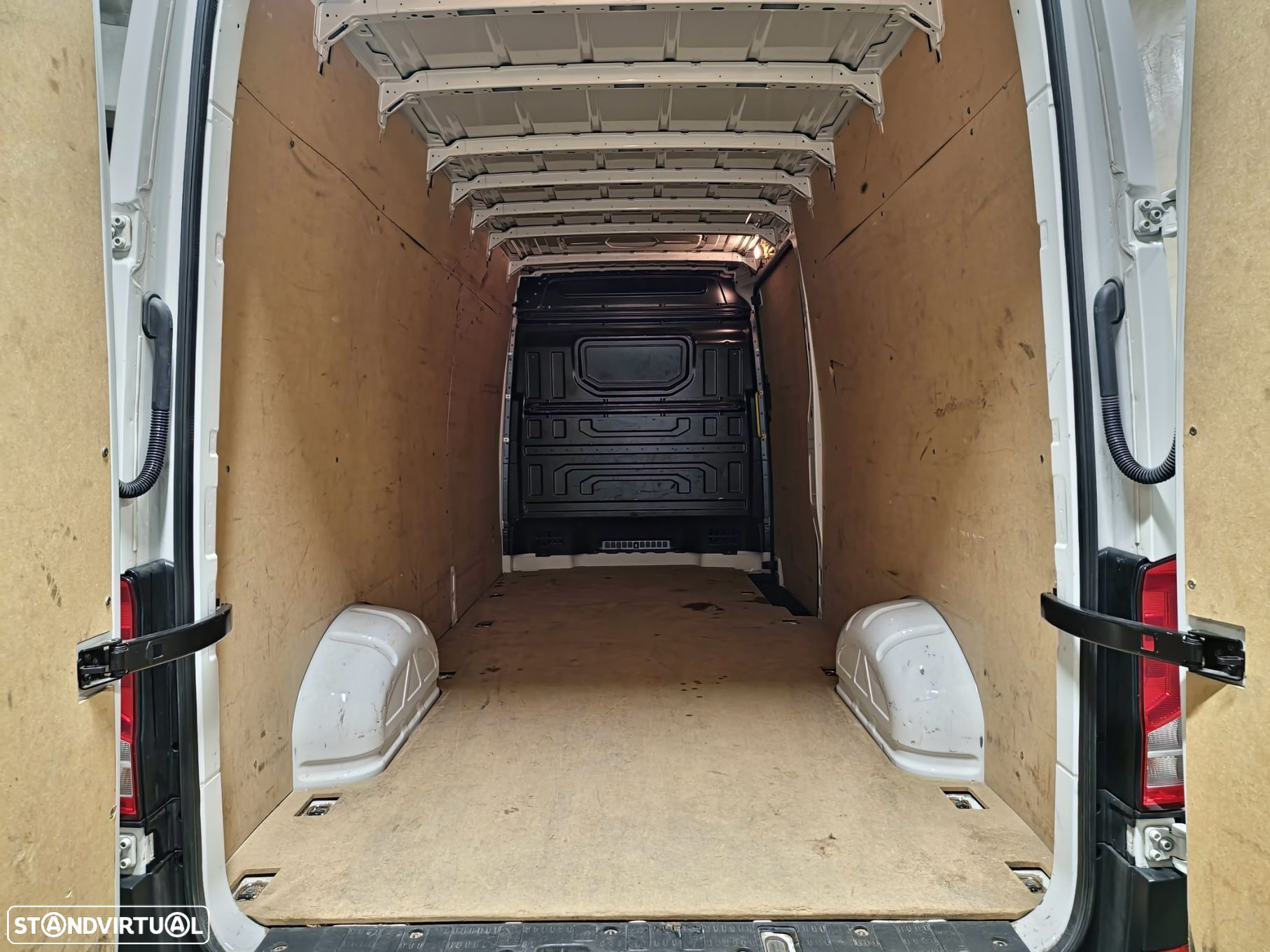 VW Crafter 35 2.0 TDI L4H3 Net Extra AC - 7