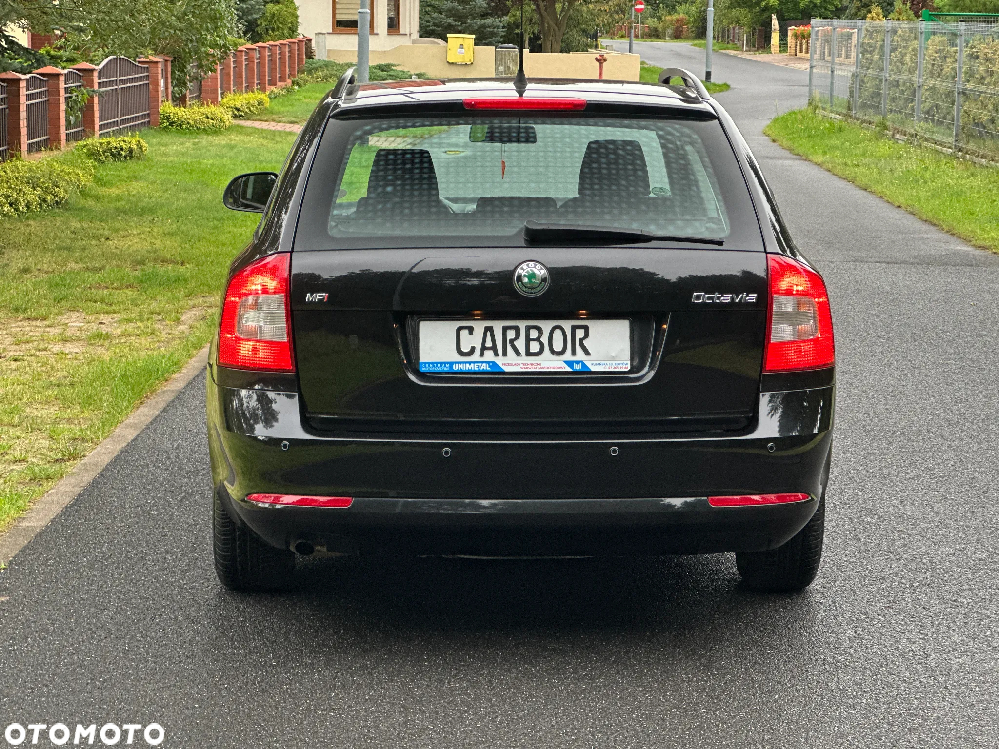 Skoda Octavia 1.6 Ambition - 17