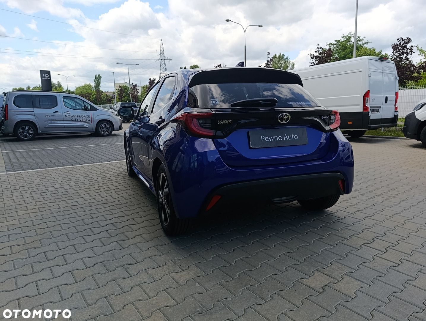 Toyota Yaris - 4