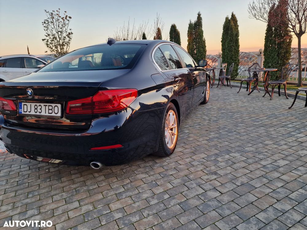 BMW Seria 5 520d AT - 14