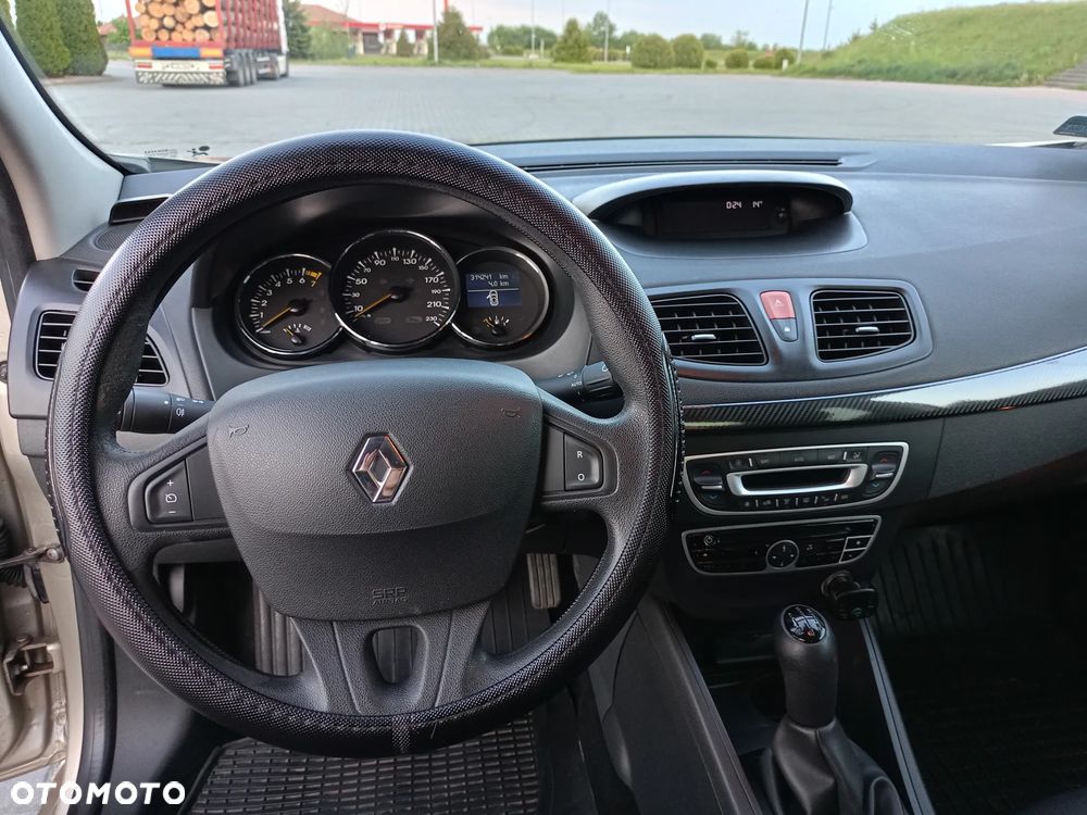 Renault Fluence 1.6 16V Privilege - 15