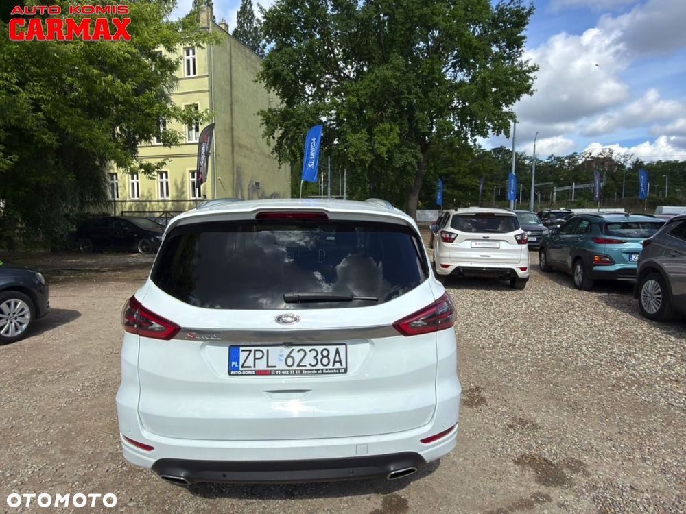 Ford S-Max - 6