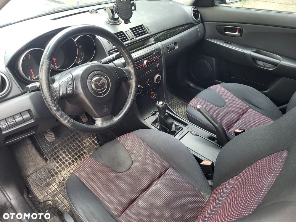 Mazda 3 - 4
