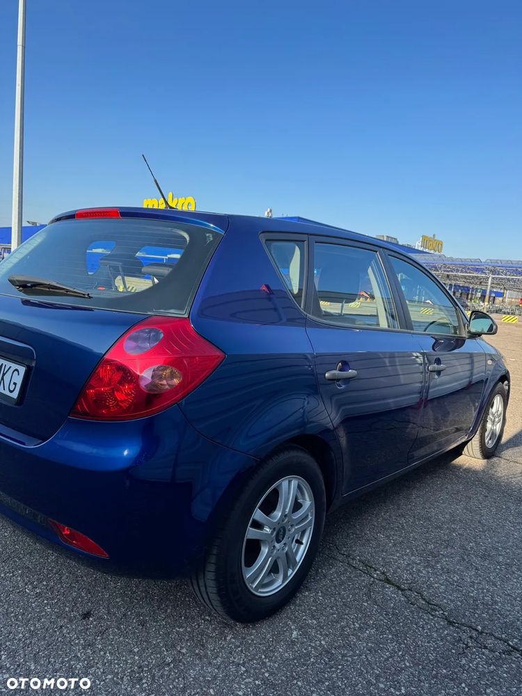 Kia Ceed 1.4 Comfort - 26