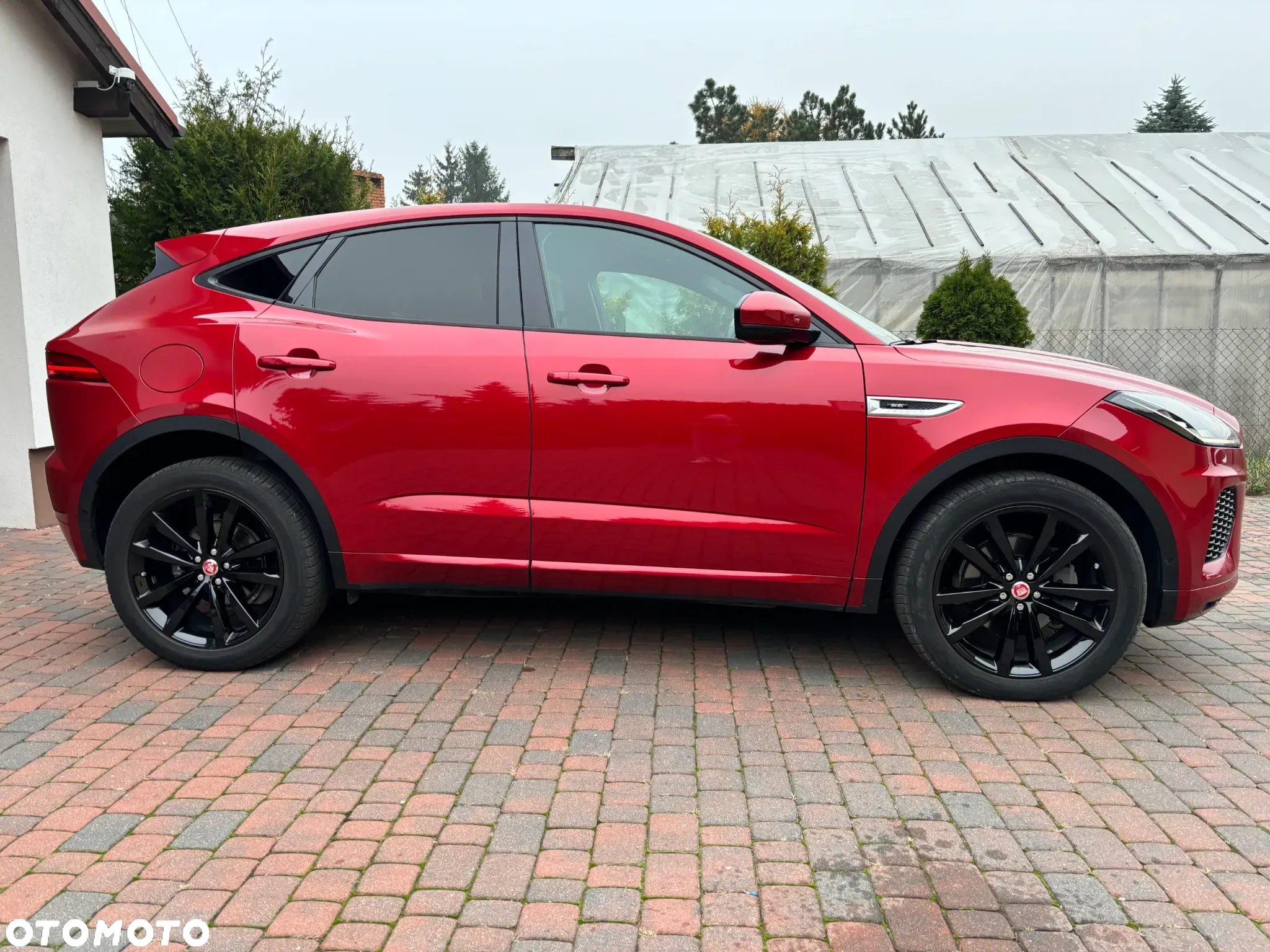 Jaguar E-Pace - 6